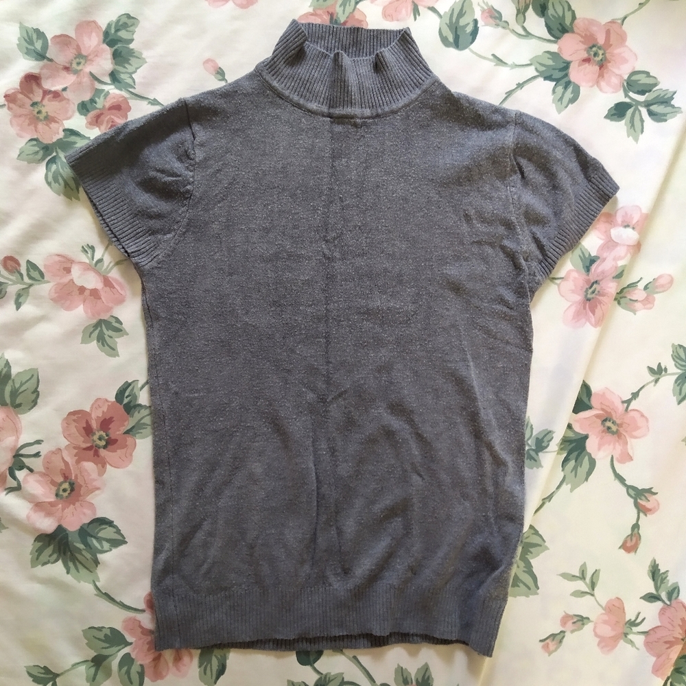 Light Grey Turtleneck Short Sleeve Sweater Top